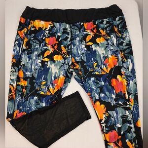 FullBeauty Spirt Women's Plus Size Floral Active Leggings Size 30/32 V-3297